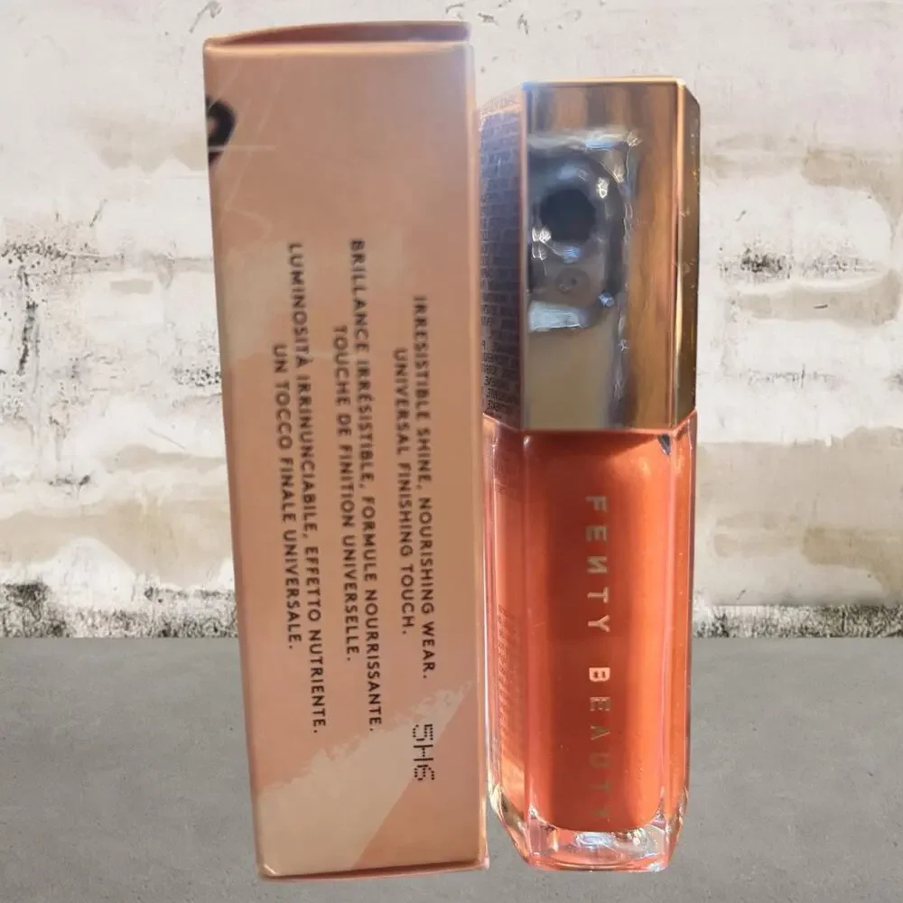 Fenty Beauty Gloss Bomb Universal Lip Luminizer in FU$$Y NIB